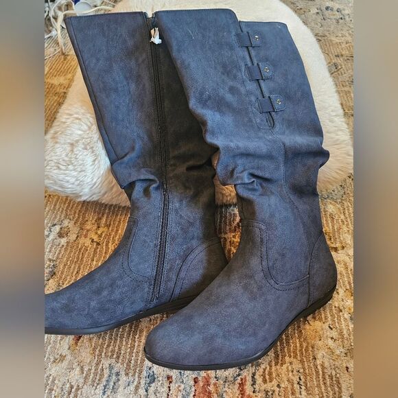 NIB Cliffs white mountain navy faux suede boots sz 10 - Picture 5 of 5